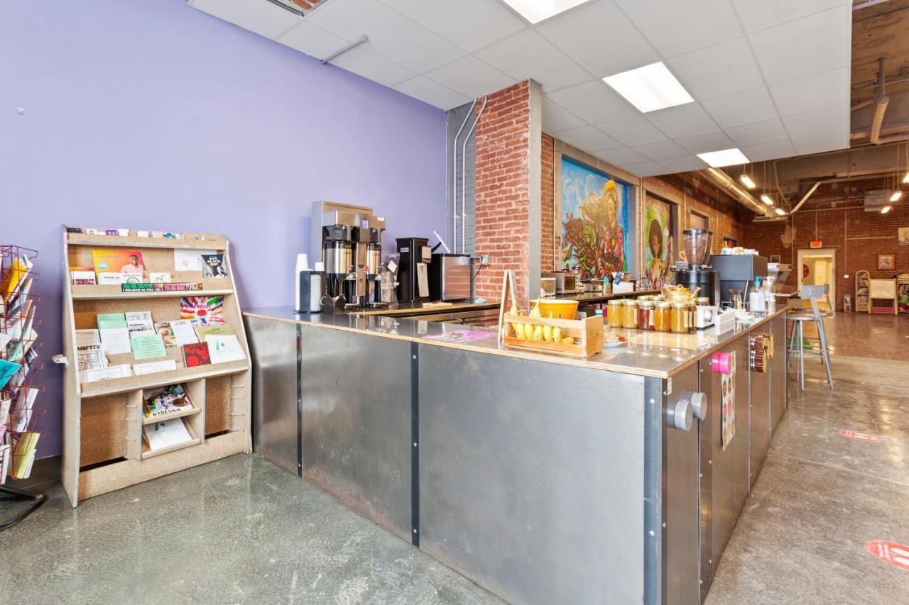 Frontdesk Historic Kcy Flats With Rooftop Deck Kansas City Exterior photo